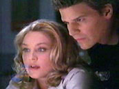 Kate et Angel tres concentres.