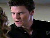 Angel engueule Buffy !