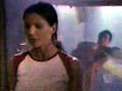 Doyle se fait attaquer.